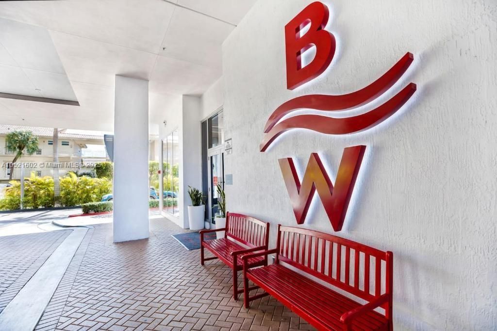 For Rent: $5,950 (2 beds, 2 baths, 0 Square Feet)