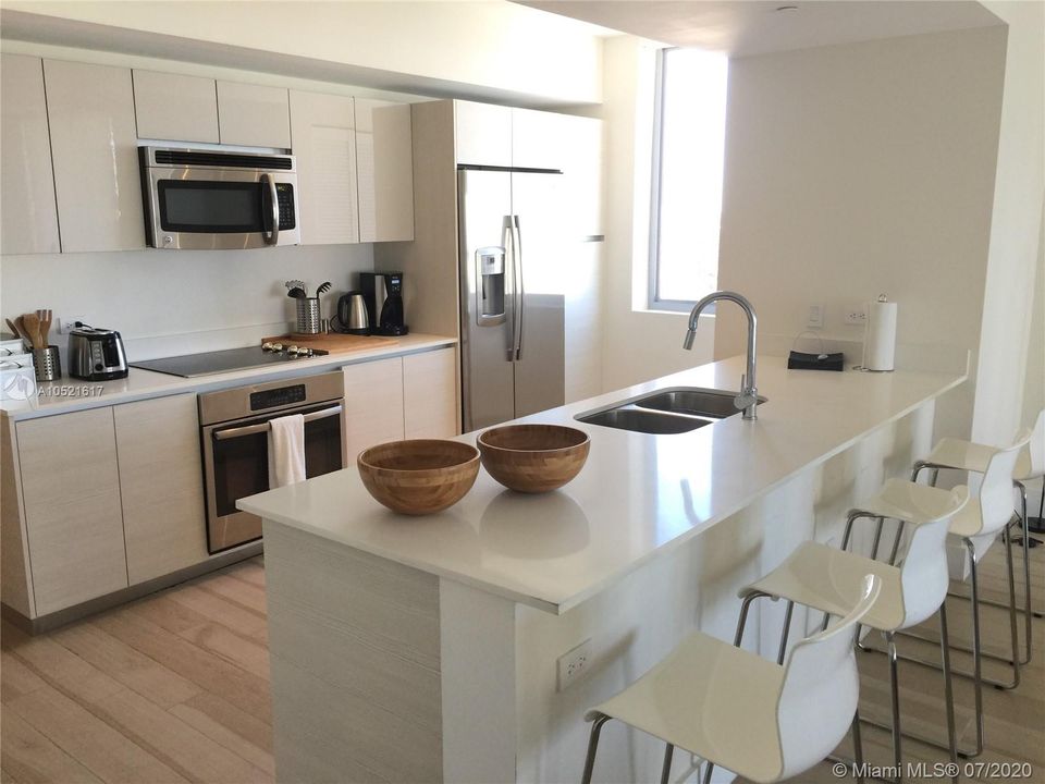 For Rent: $6,950 (3 beds, 3 baths, 0 Square Feet)