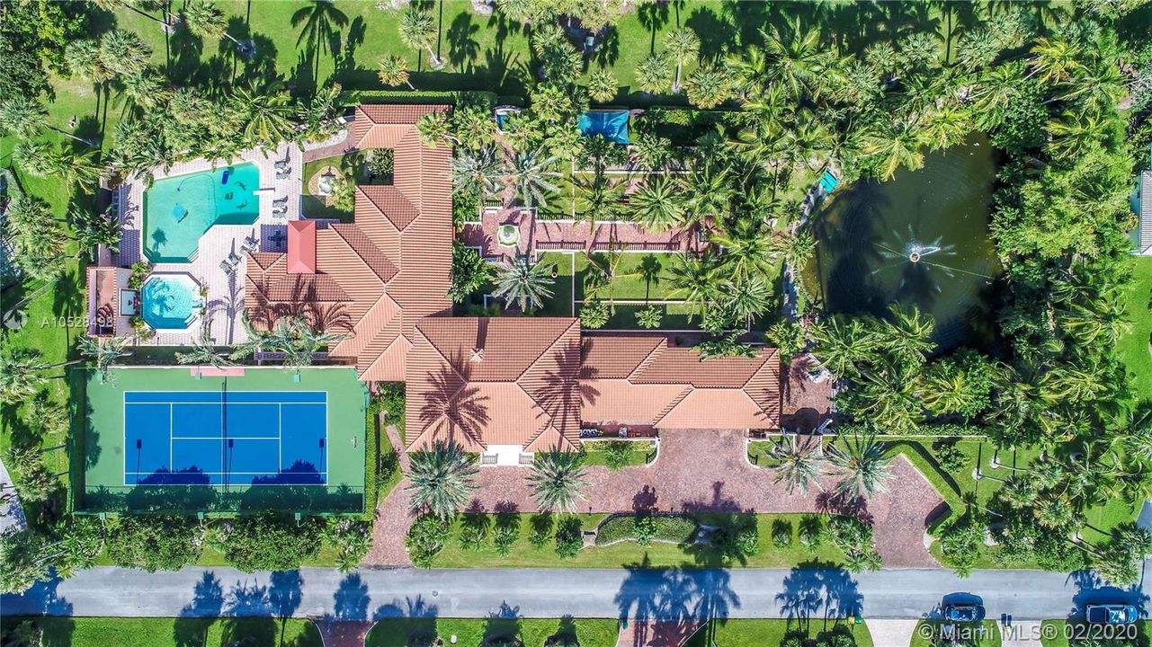 Recently Sold: $1,340,000 (7 beds, 7 baths, 7744 Square Feet)