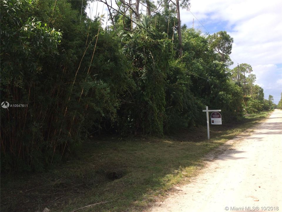 最近售出: $159,900 (1.15 acres)