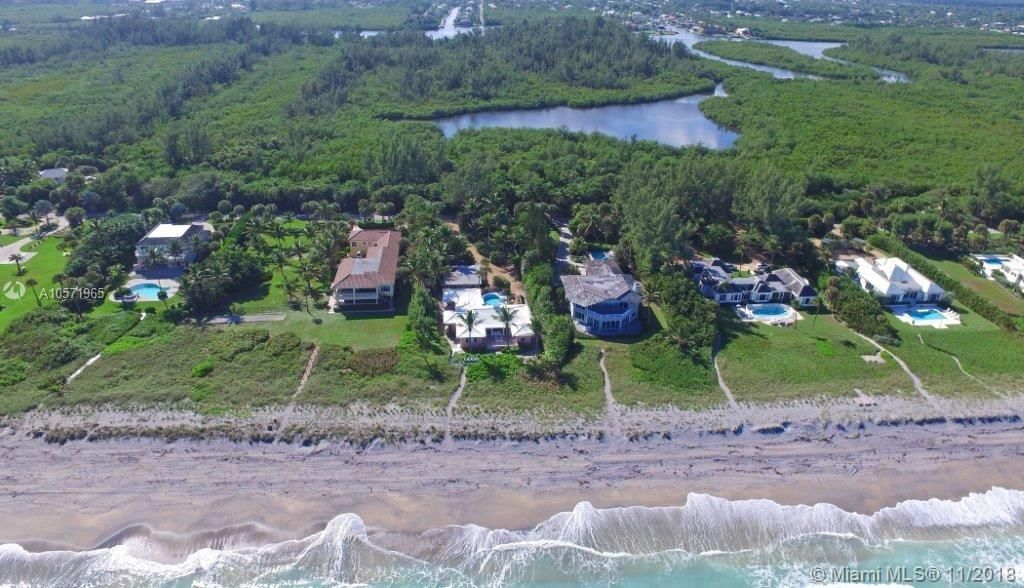 Vendido Recientemente: $3,495,000 (7 camas, 5 baños, 3110 Pies cuadrados)