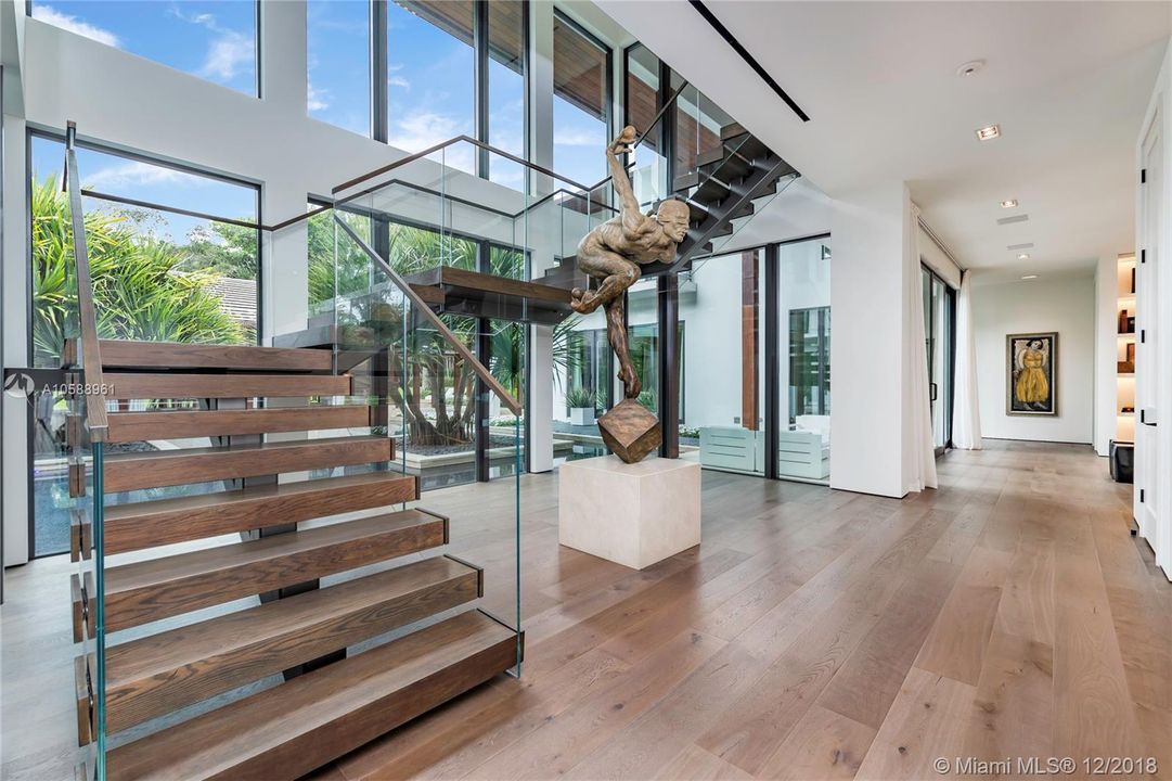 Vendido Recientemente: $17,500,000 (6 camas, 9 baños, 0 Pies cuadrados)