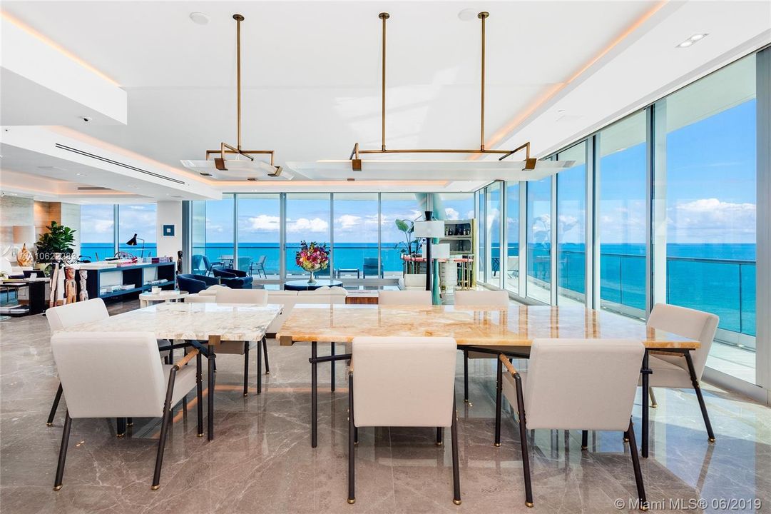Recently Sold: $16,500,000 (4 beds, 5 baths, 5885 Square Feet)