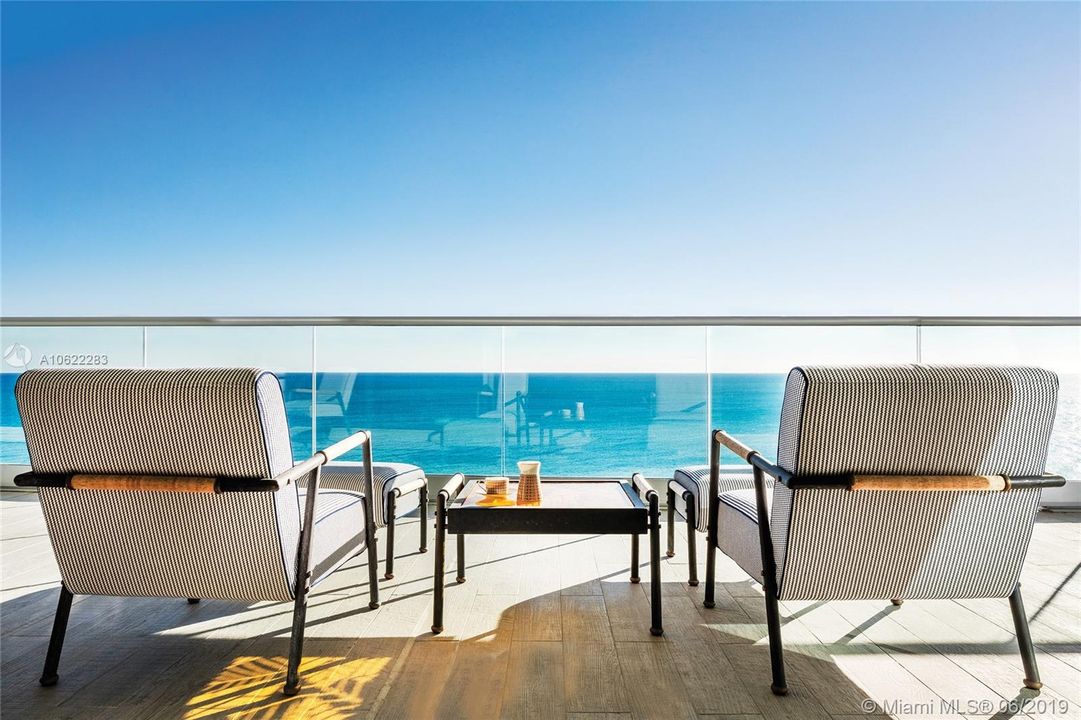 Recently Sold: $16,500,000 (4 beds, 5 baths, 5885 Square Feet)