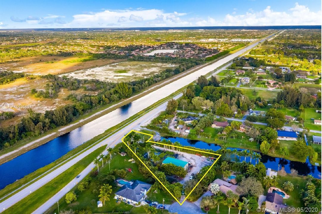 最近售出: $498,000 (1.58 acres)