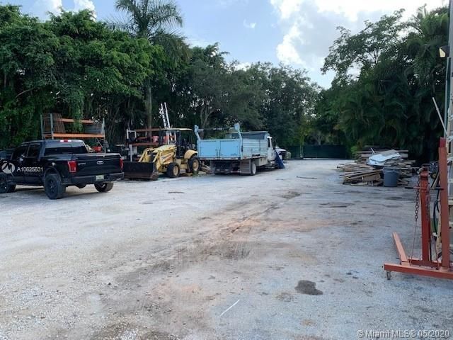 最近售出: $498,000 (1.58 acres)