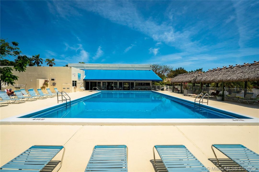 Недавно продано: $299,000 (2 спален, 1 ванн, 1334 Квадратных фут)