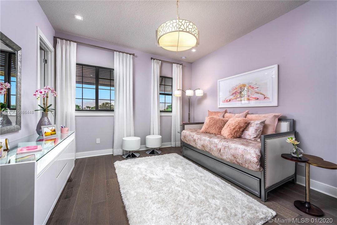 Recently Sold: $853,620 (4 beds, 4 baths, 3101 Square Feet)