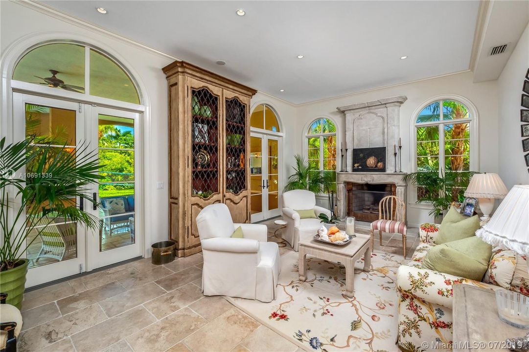 FORMAL LIVING ROOM WITH FIREPLACE