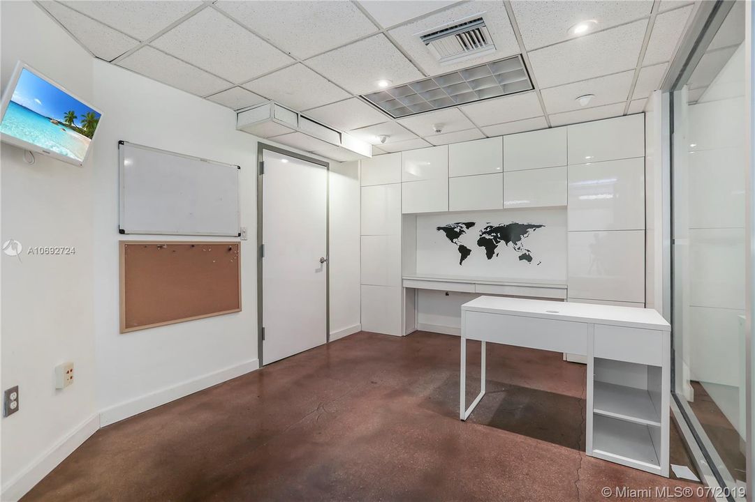 Recently Sold: $4,200,000 (0 beds, 0 baths, 8218 Square Feet)