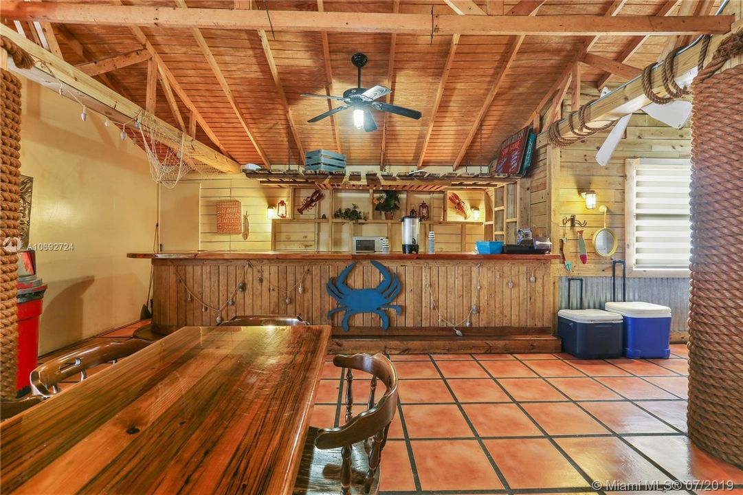 Recently Sold: $4,200,000 (0 beds, 0 baths, 8218 Square Feet)