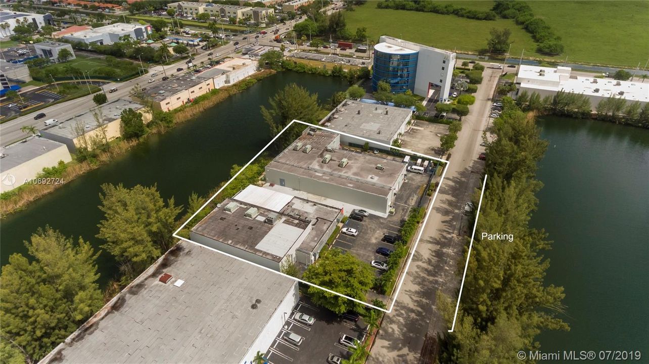 Recently Sold: $4,200,000 (0 beds, 0 baths, 8218 Square Feet)