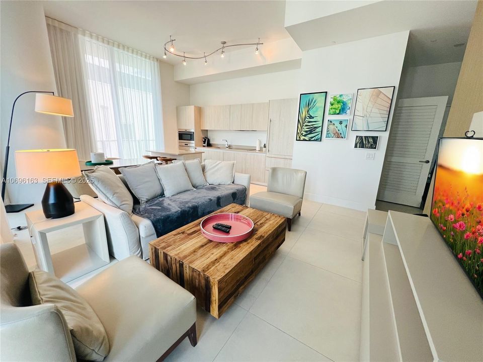 For Rent: $5,750 (1 beds, 1 baths, 0 Square Feet)