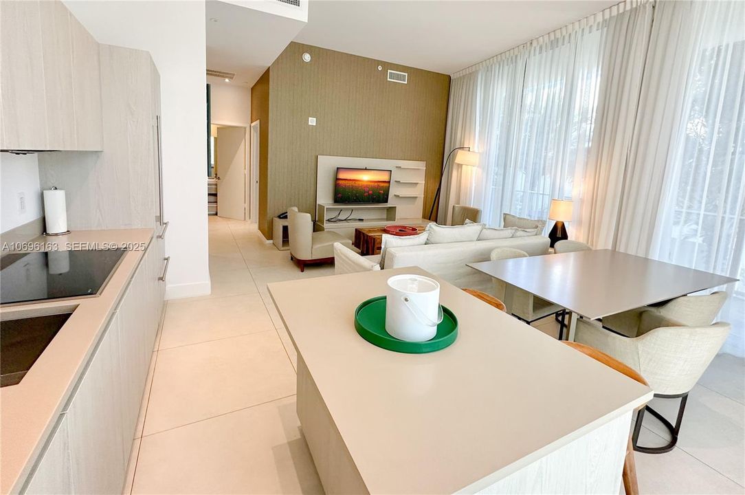 For Rent: $5,750 (1 beds, 1 baths, 0 Square Feet)