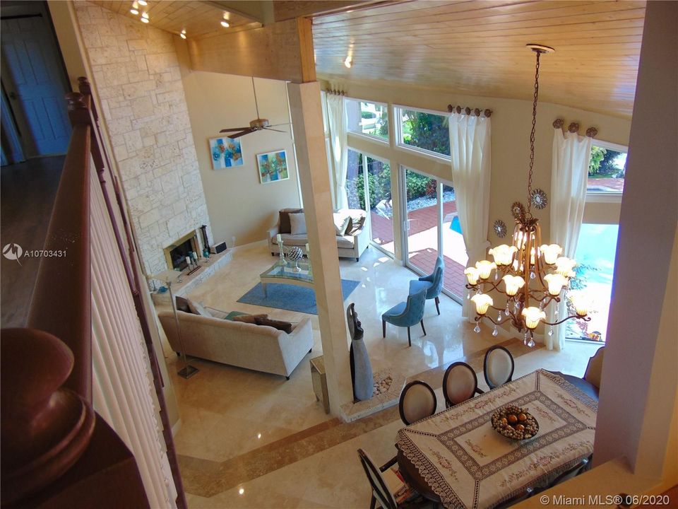 Recently Sold: $1,645,000 (4 beds, 4 baths, 3667 Square Feet)