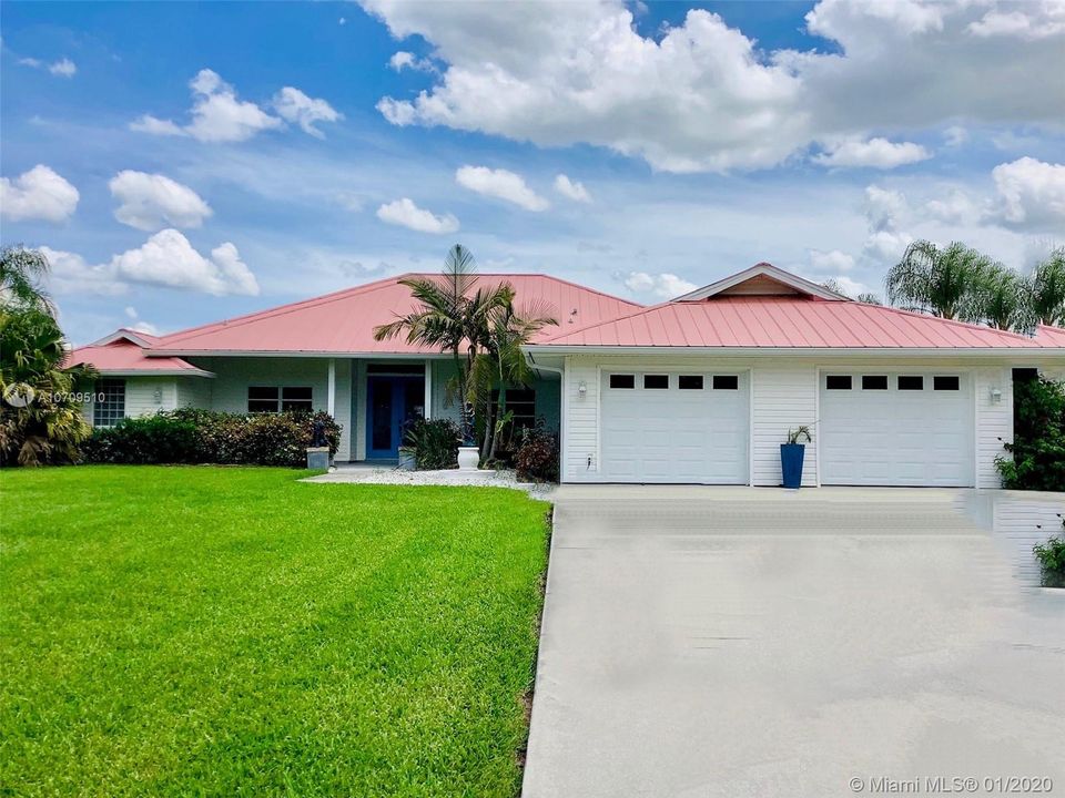 Recently Sold: $479,900 (3 beds, 2 baths, 2606 Square Feet)
