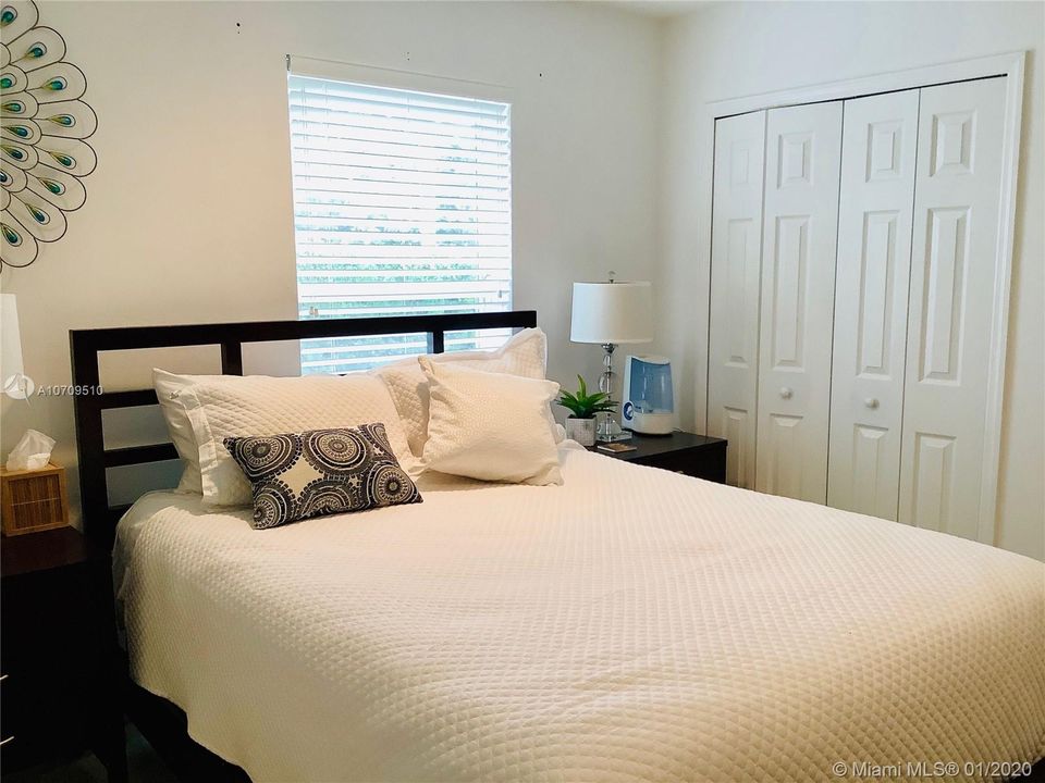Recently Sold: $479,900 (3 beds, 2 baths, 2606 Square Feet)