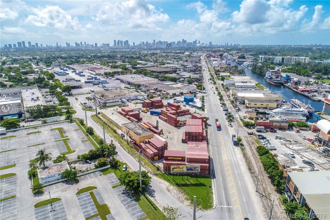 Vendido Recientemente: $3,350,000 (0 camas, 0 baños, 18476 Pies cuadrados)