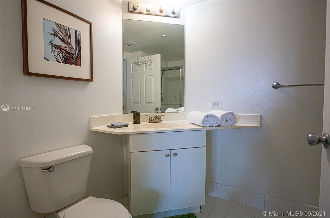 最近租的: $2,300 (2 贝兹, 2 浴室, 934 平方英尺)