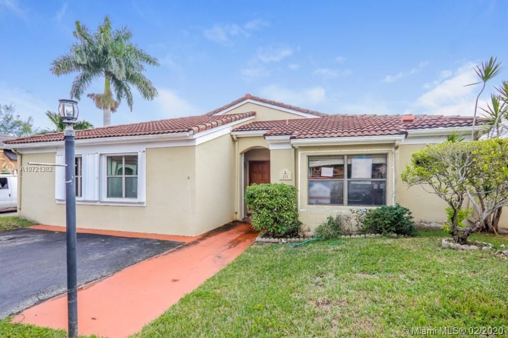 Recently Sold: $286,200 (3 beds, 2 baths, 1277 Square Feet)