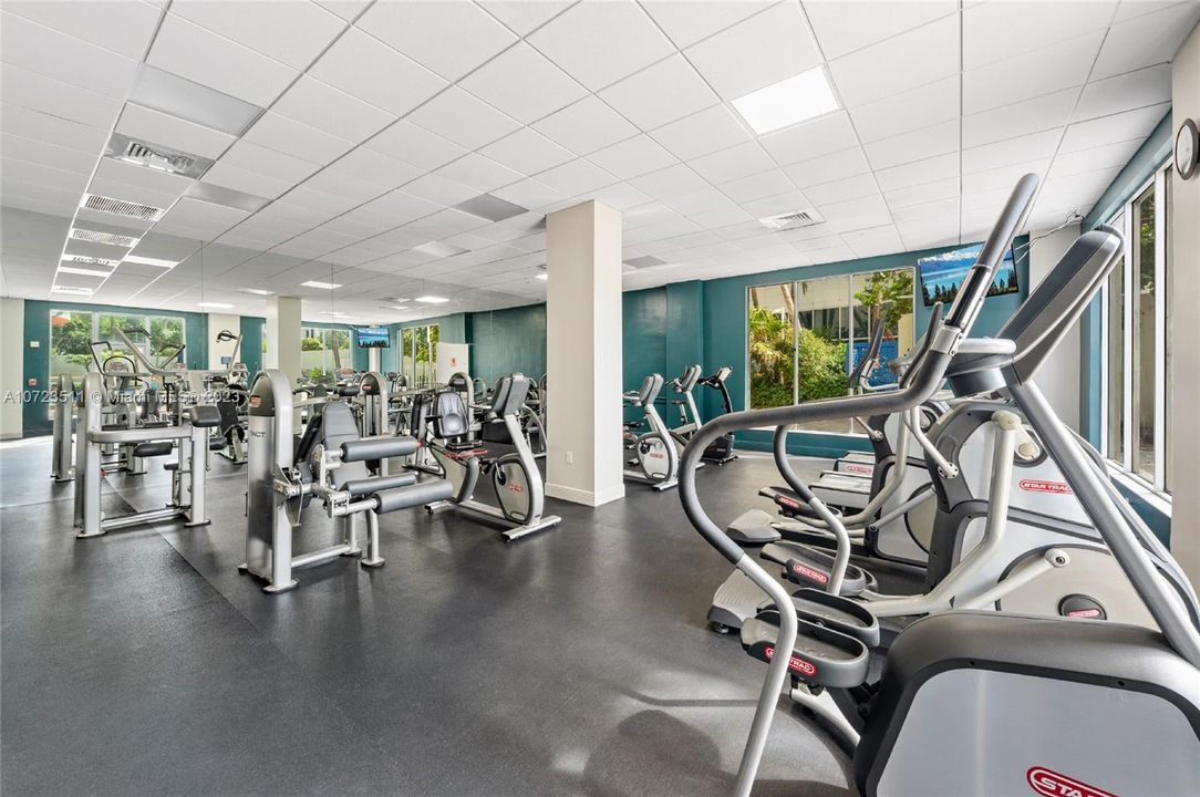 For Rent: $8,500 (3 beds, 2 baths, 1926 Square Feet)