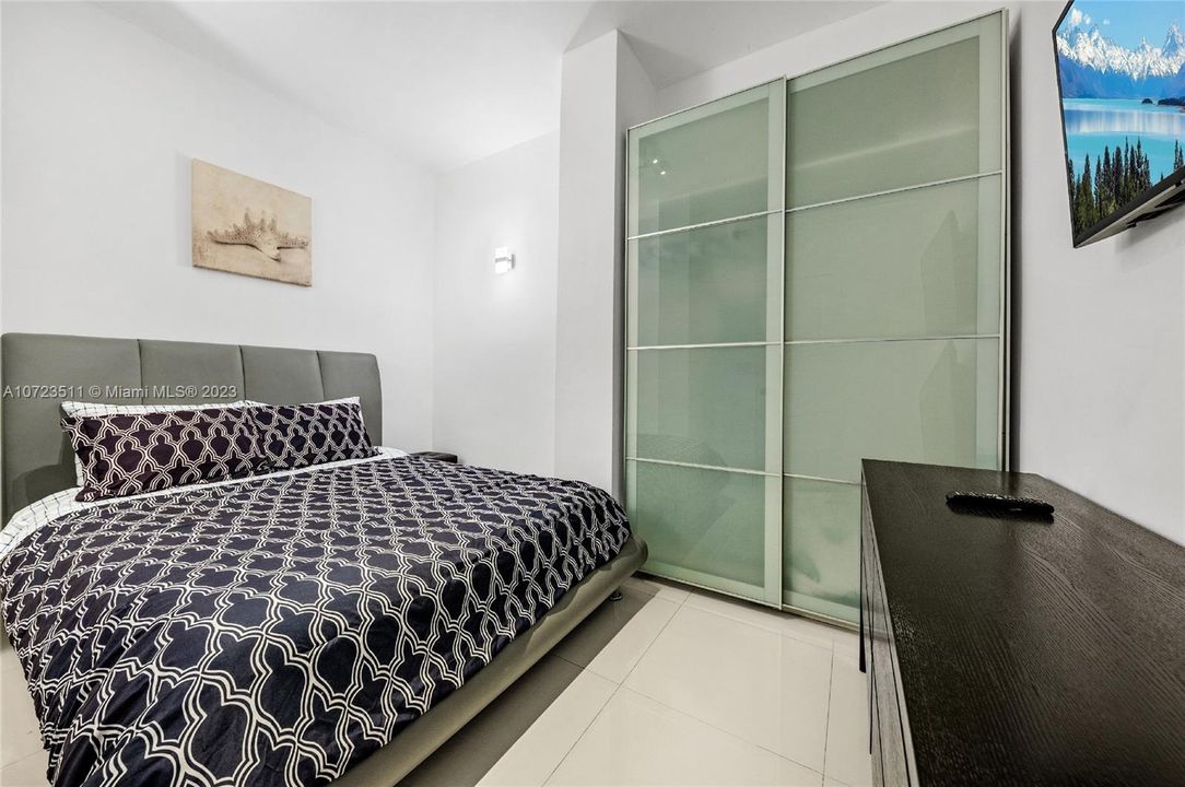 For Rent: $8,500 (3 beds, 2 baths, 1926 Square Feet)