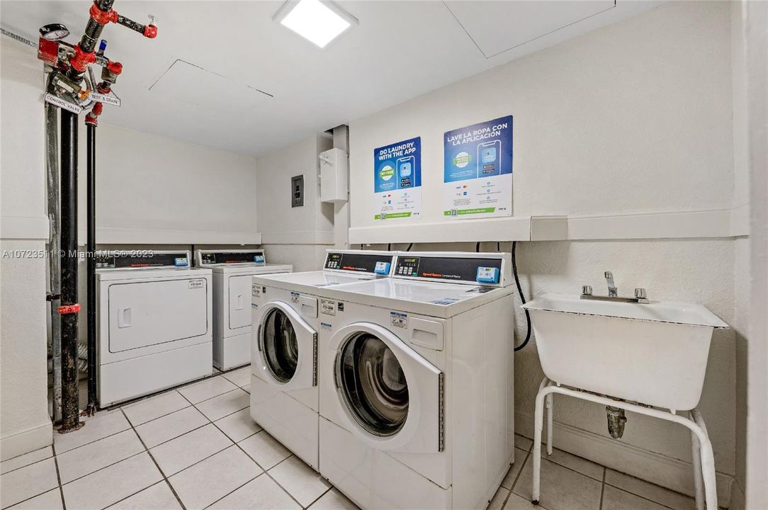 For Rent: $8,500 (3 beds, 2 baths, 1926 Square Feet)