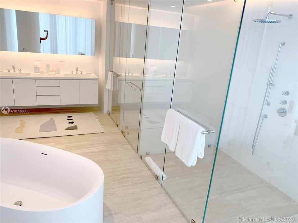 MASTER BATHROOM, STAGED