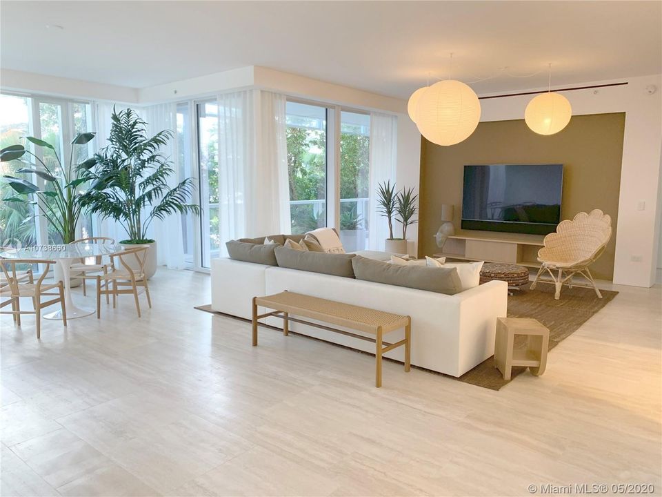 FAMILY/MEDIA ROOM, STAGED