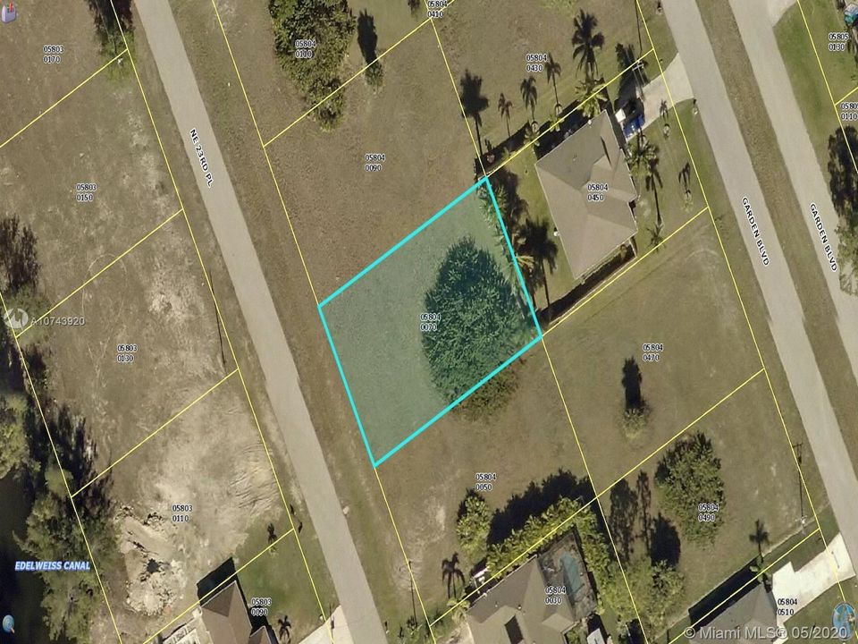 Recently Sold: $16,000 (0.22 acres)
