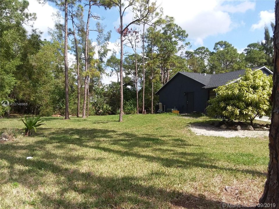 Vendido Recientemente: $285,000 (3 camas, 2 baños, 1303 Pies cuadrados)