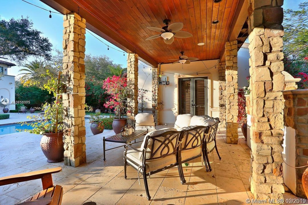Recently Rented: $20,000 (9 beds, 9 baths, 6529 Square Feet)