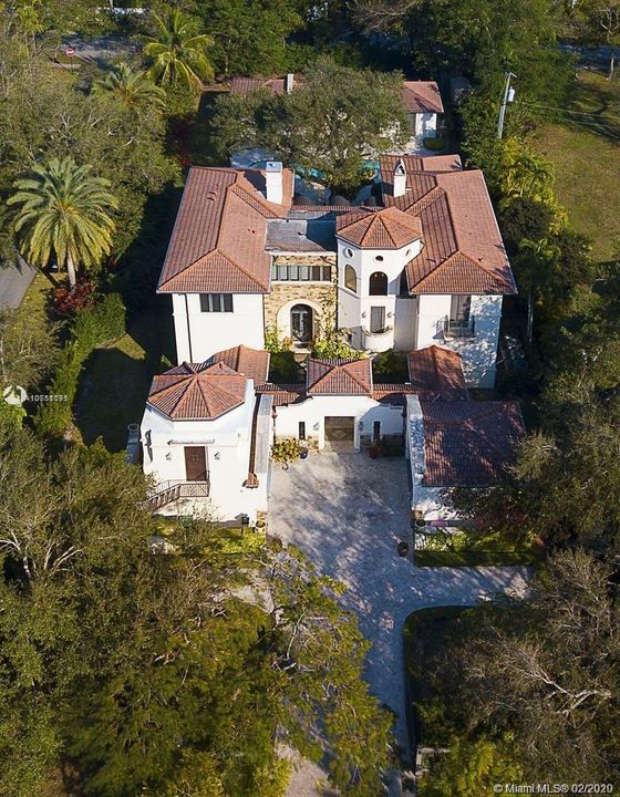 Recently Rented: $20,000 (9 beds, 9 baths, 6529 Square Feet)