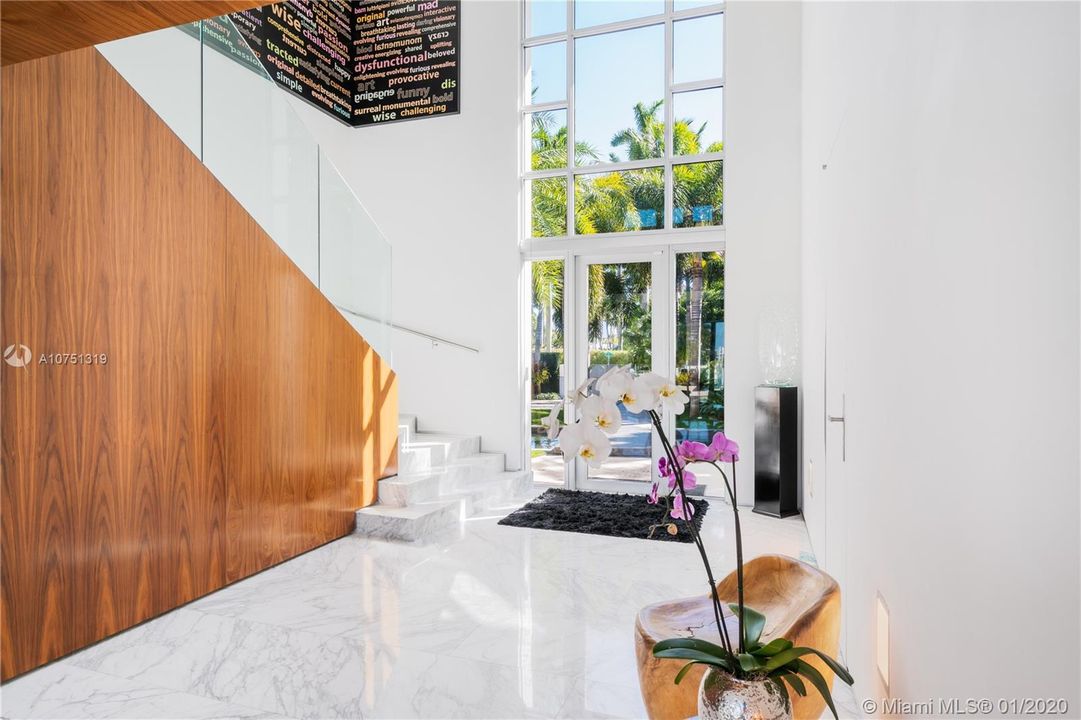 Recientemente alquilado: $75,000 (8 camas, 9 baños, 9984 Pies cuadrados)