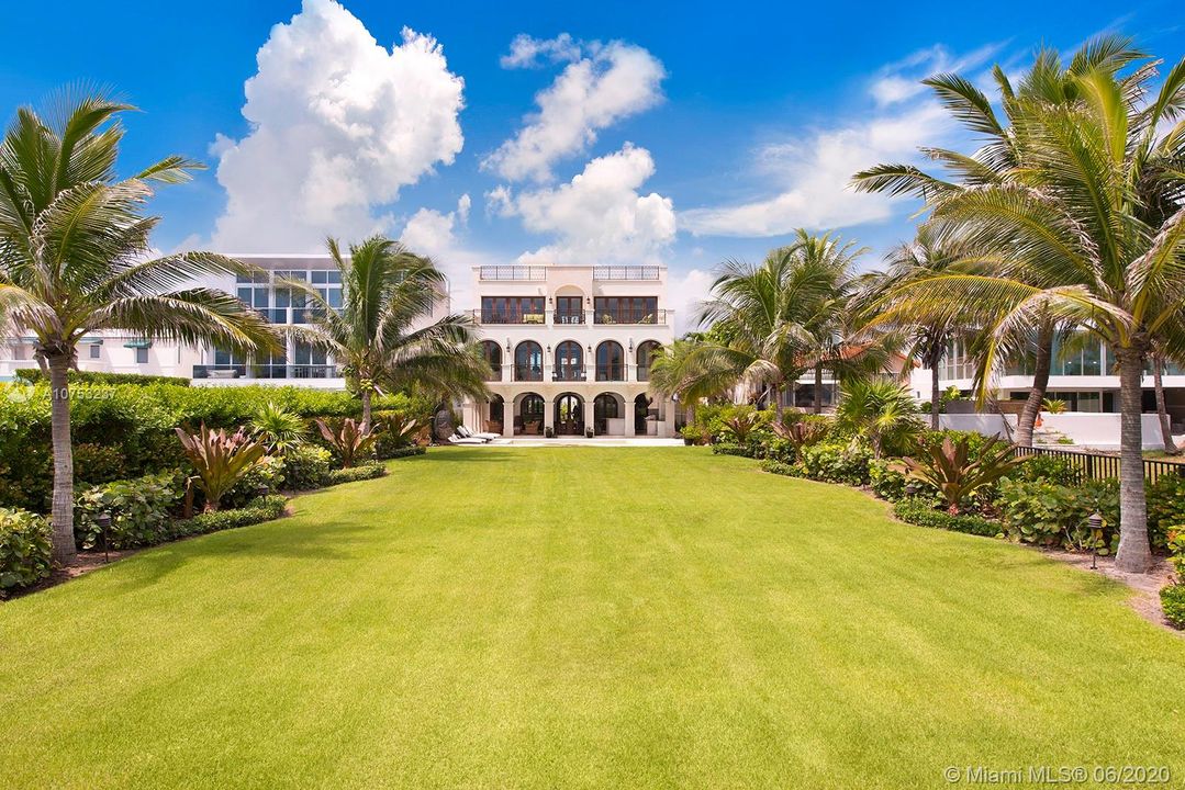 Recently Sold: $19,999,000 (8 beds, 8 baths, 6342 Square Feet)