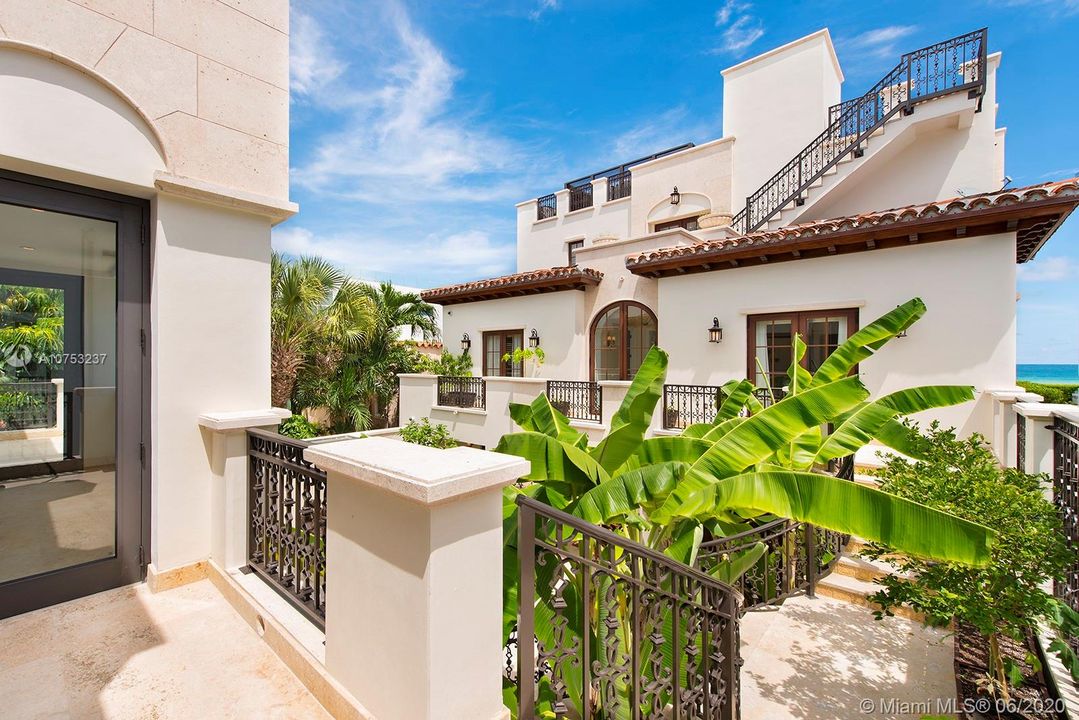 Recently Sold: $19,999,000 (8 beds, 8 baths, 6342 Square Feet)