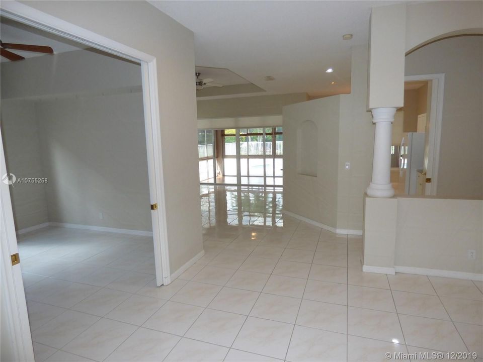 Recently Sold: $149,000 (2 beds, 2 baths, 1820 Square Feet)