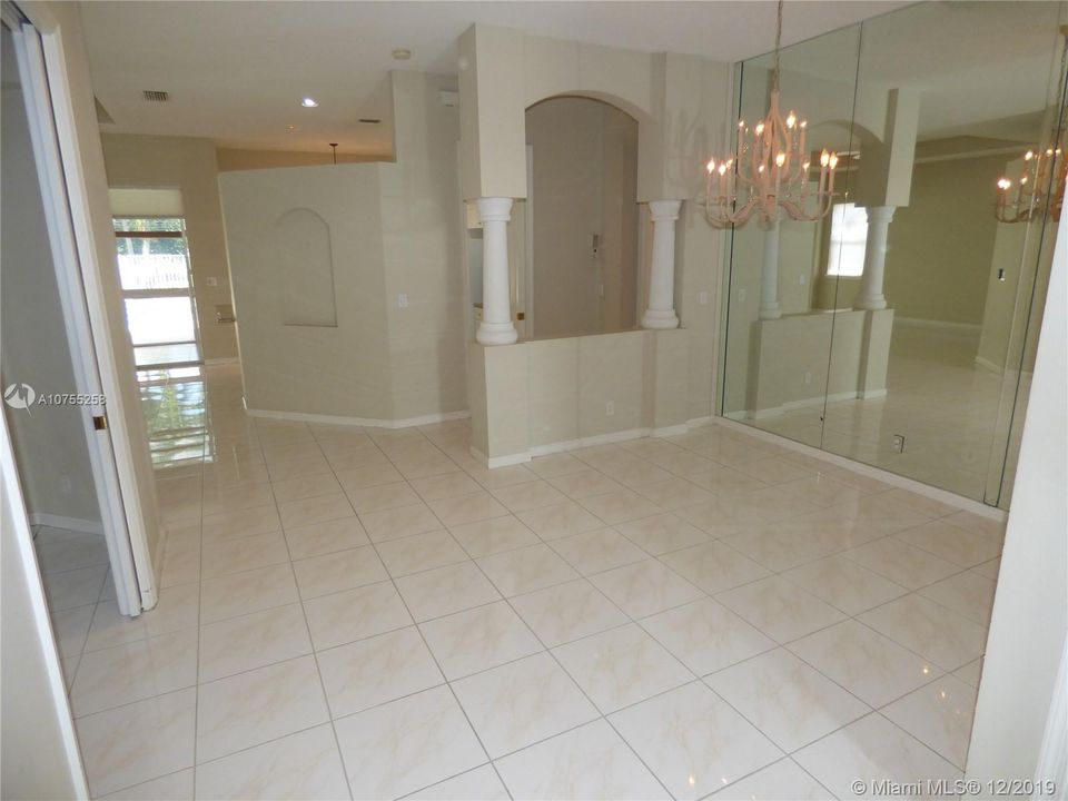 Recently Sold: $149,000 (2 beds, 2 baths, 1820 Square Feet)