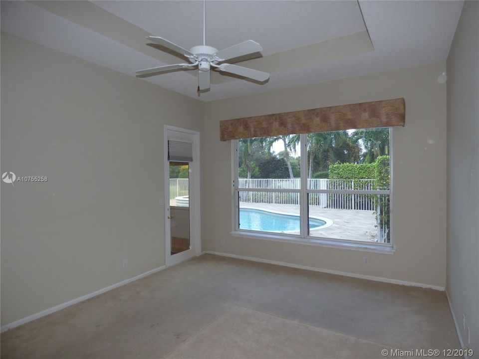 Recently Sold: $149,000 (2 beds, 2 baths, 1820 Square Feet)