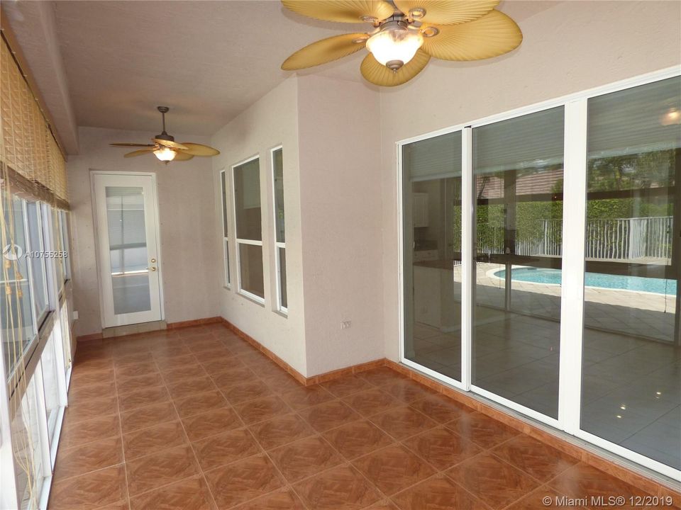 Recently Sold: $149,000 (2 beds, 2 baths, 1820 Square Feet)