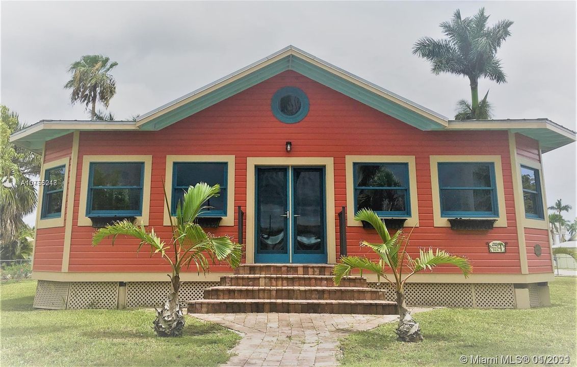 Recently Sold: $399,950 (3 beds, 2 baths, 1720 Square Feet)