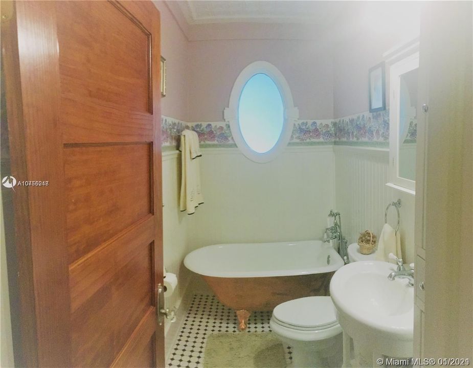最近售出: $399,950 (3 贝兹, 2 浴室, 1720 平方英尺)