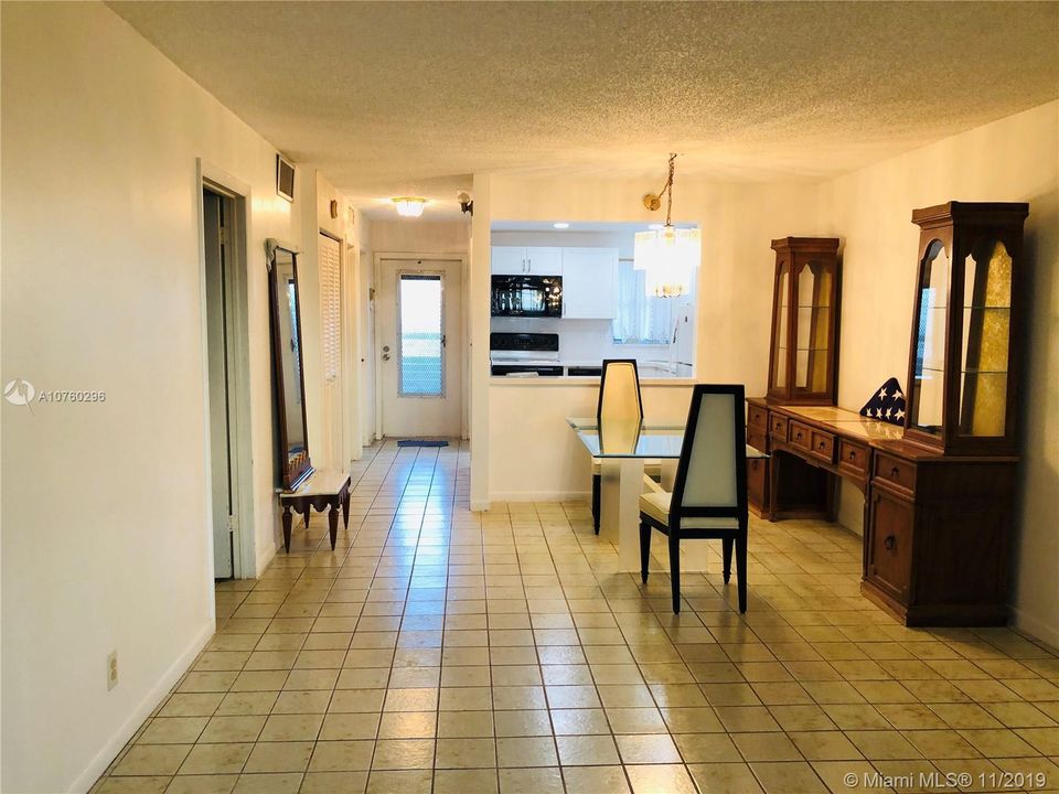 Recently Sold: $62,500 (1 beds, 1 baths, 800 Square Feet)