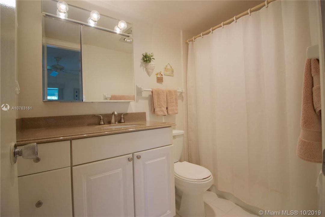 Master Suite Bath
