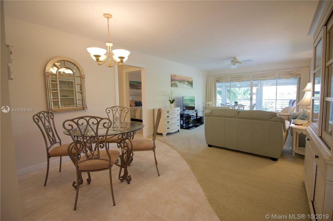 Dining/living room