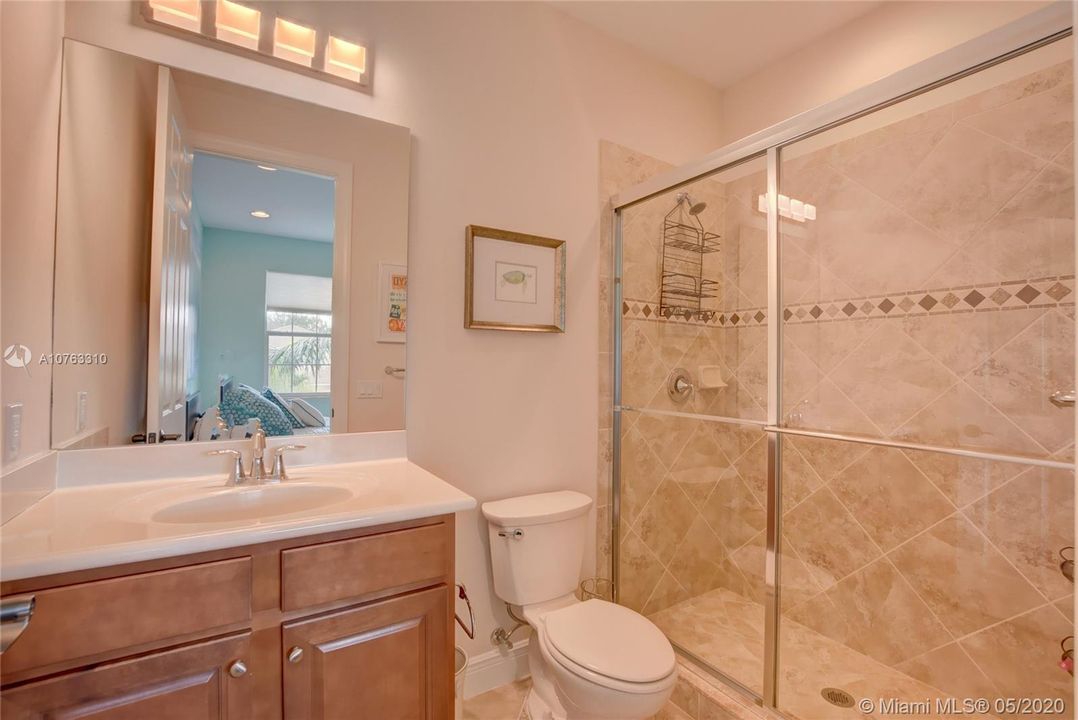 Recently Sold: $825,000 (4 beds, 4 baths, 3356 Square Feet)