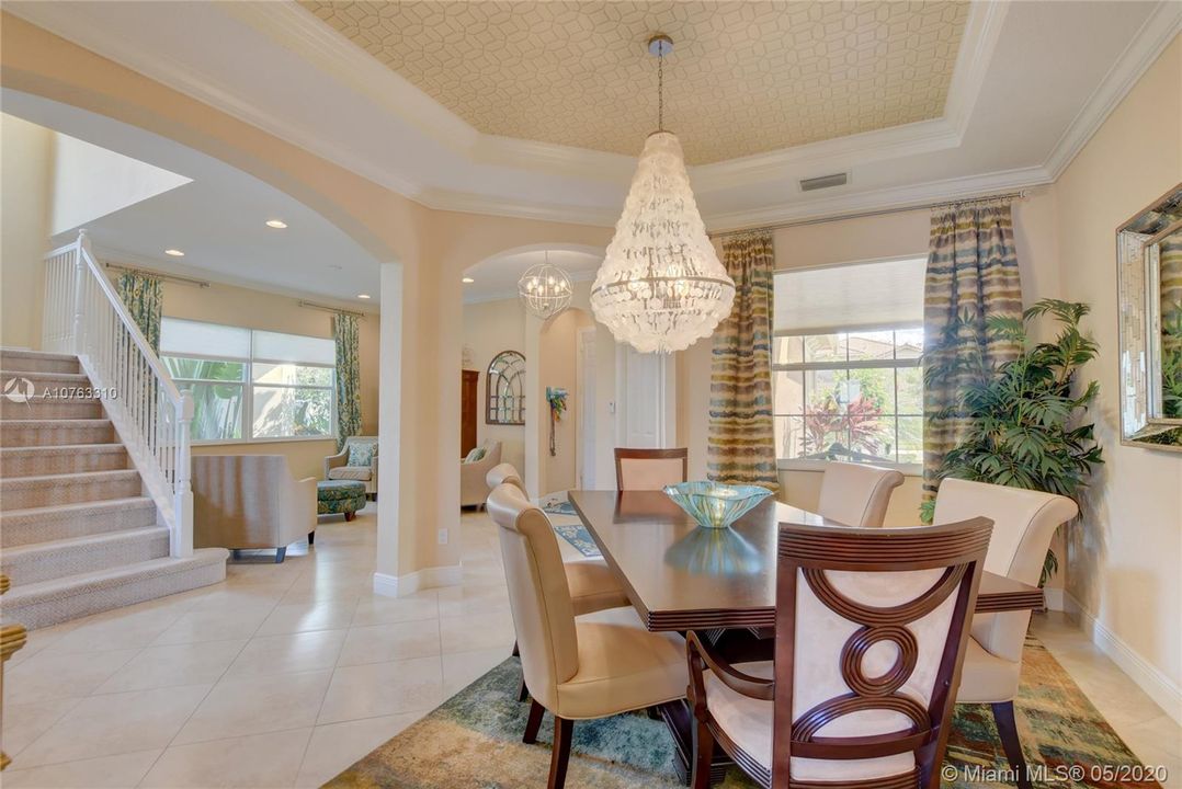 Recently Sold: $825,000 (4 beds, 4 baths, 3356 Square Feet)