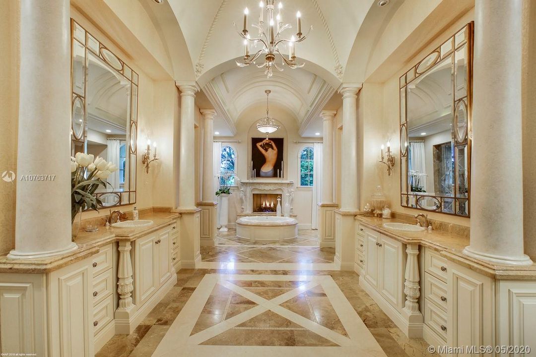 "Her" Master Bathroom