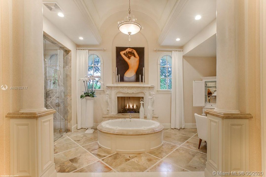 "Her" Master Bathroom