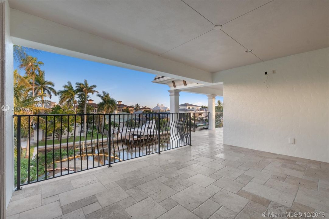 Vendido Recientemente: $1,699,000 (5 camas, 4 baños, 0 Pies cuadrados)